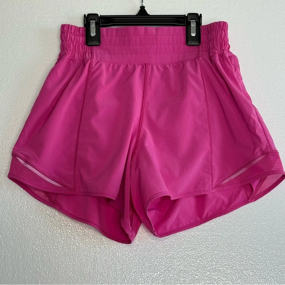 Lululemon Hotty Hot Athletic Shorts Women 4 Lined Running Outdoor Sonic Pink - Picture 3 of 8